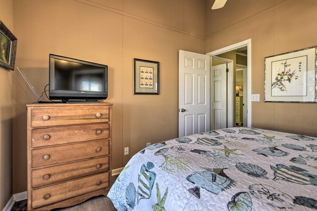 Holden Beach Family Abode - Steps To Ocean! Экстерьер фото